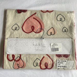 NEW Nicole Miller Lurex Embellished Hearts Table Runner 16”x72”